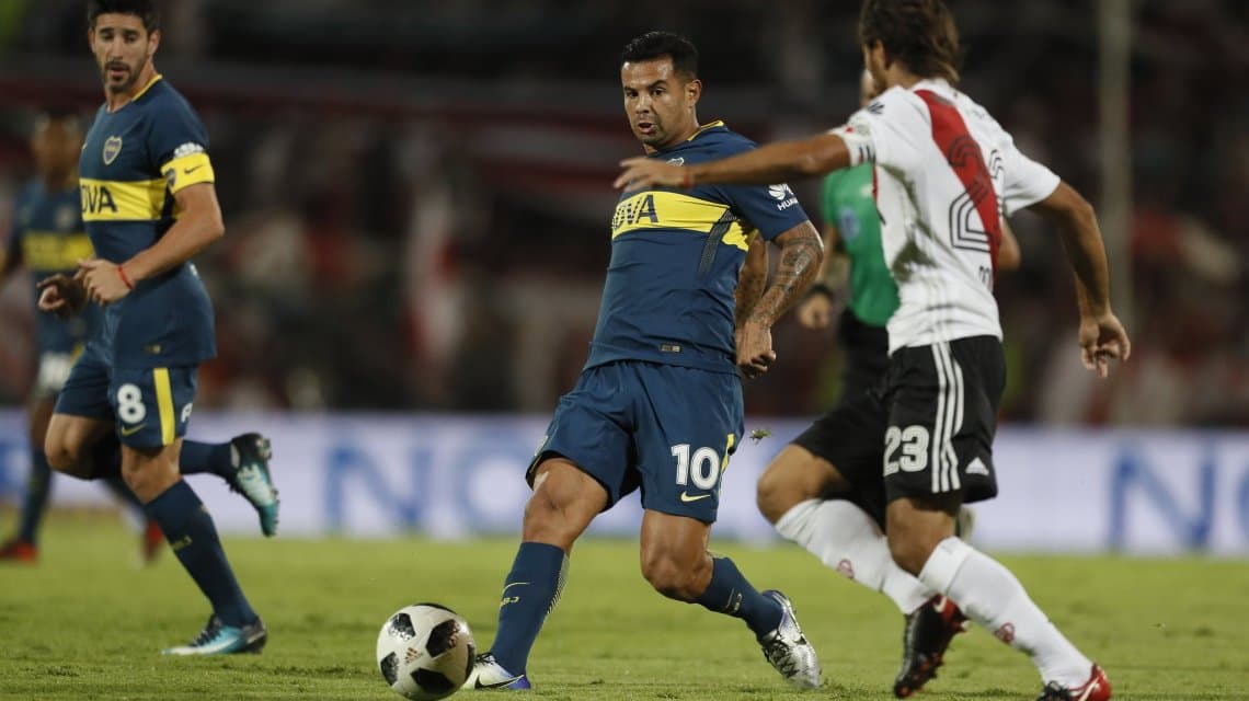 Vincularon al ex Boca Edwin Cardona con River y explotó en Instagram