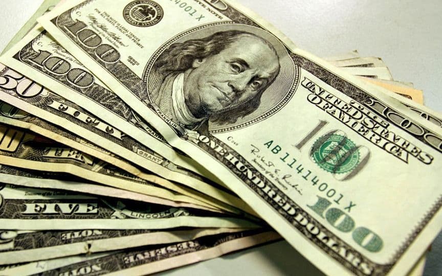 El dólar batió otro récord: Ya se vende a $44,90 en el Banco Nación