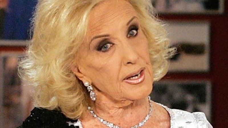 Mirtha Legrand habló de su encuentro con la reina Letizia: «La saludé y le dí un beso»