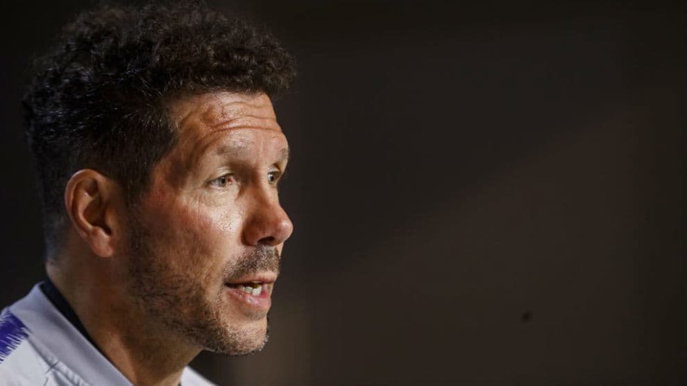 Simeone: «La única opción que nos acerca a tener una posibilidad en La Liga es ganando al Barça»