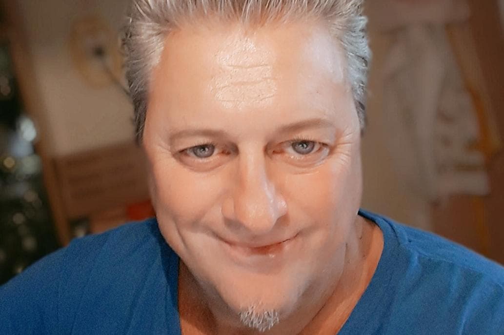 El candidato a concejal que sortea 5 mil pesos para que lo voten