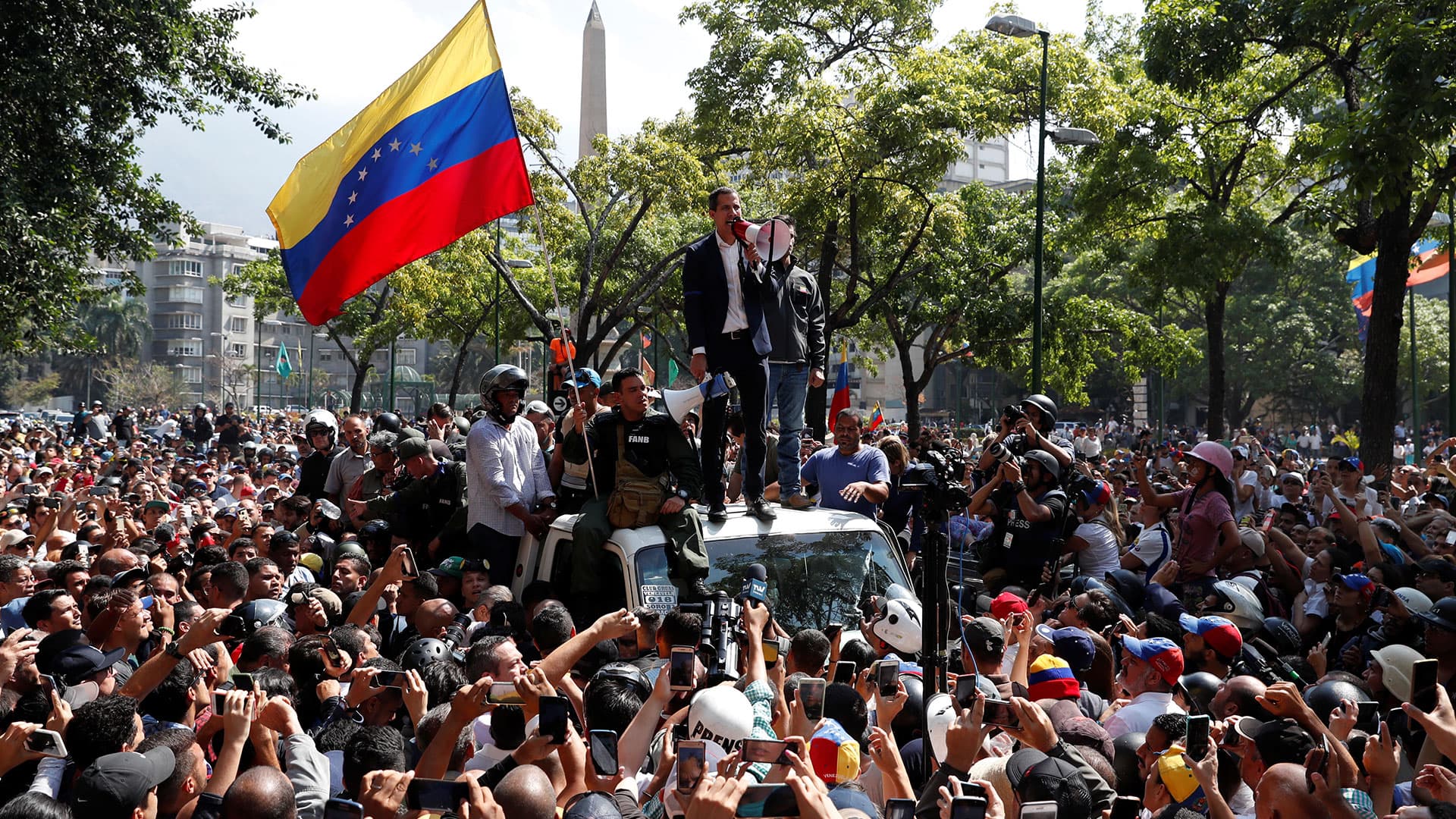 Siguen los incidentes y represión en las manifestaciones contra Nicolás Maduro