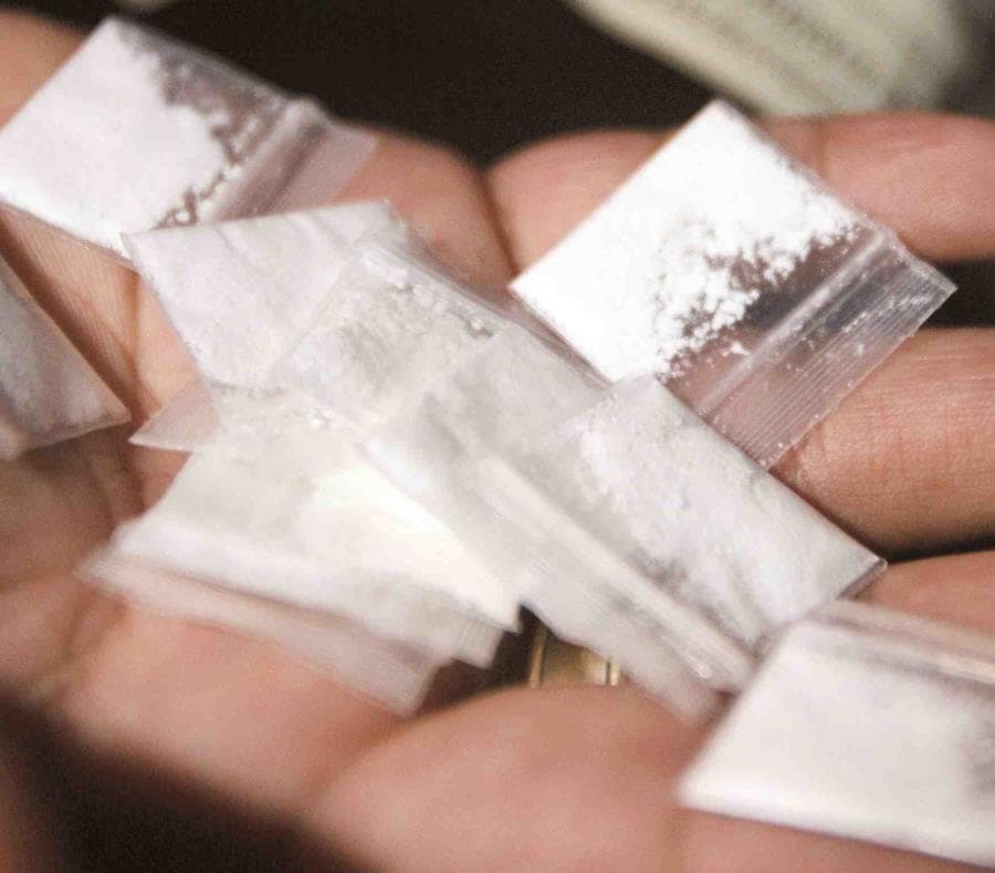 Quién es el despachante de Aduana convertido en dealer que cayó con 74 millones de pesos en cocaína rosa y cristal de éxtasis