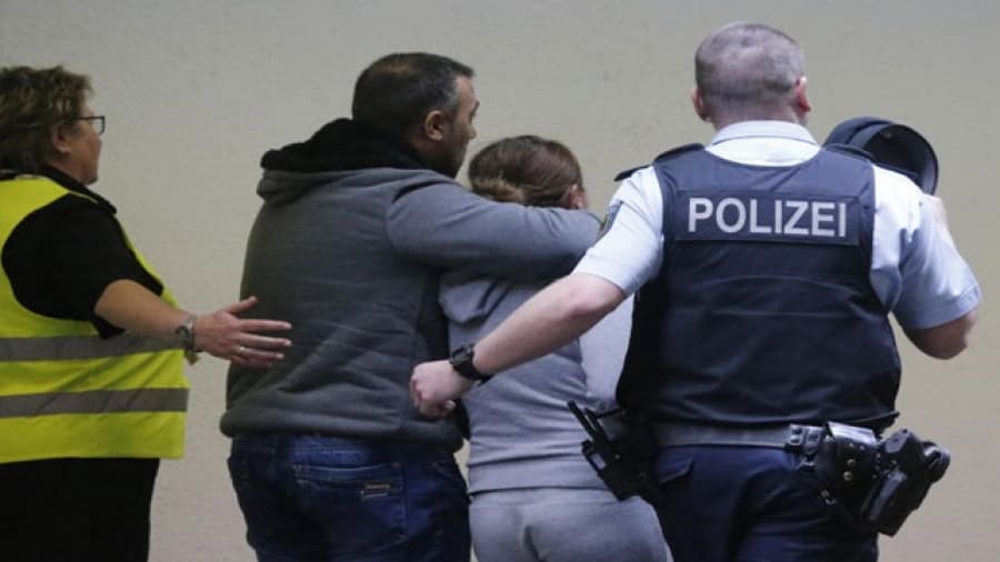 Aclaran que el avión no llegó a pedir auxilio antes de estrellarse en Francia