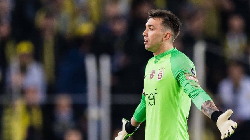 En Turquía vinculan a Muslera con River después de la Copa América