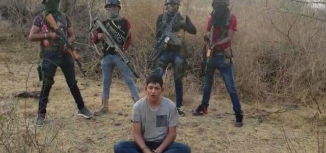 Un grupo armado de Guerrero exhibió en video a Cuauhtémoc Salgado, hijo de ex dirigente priista, antes de su asesinato