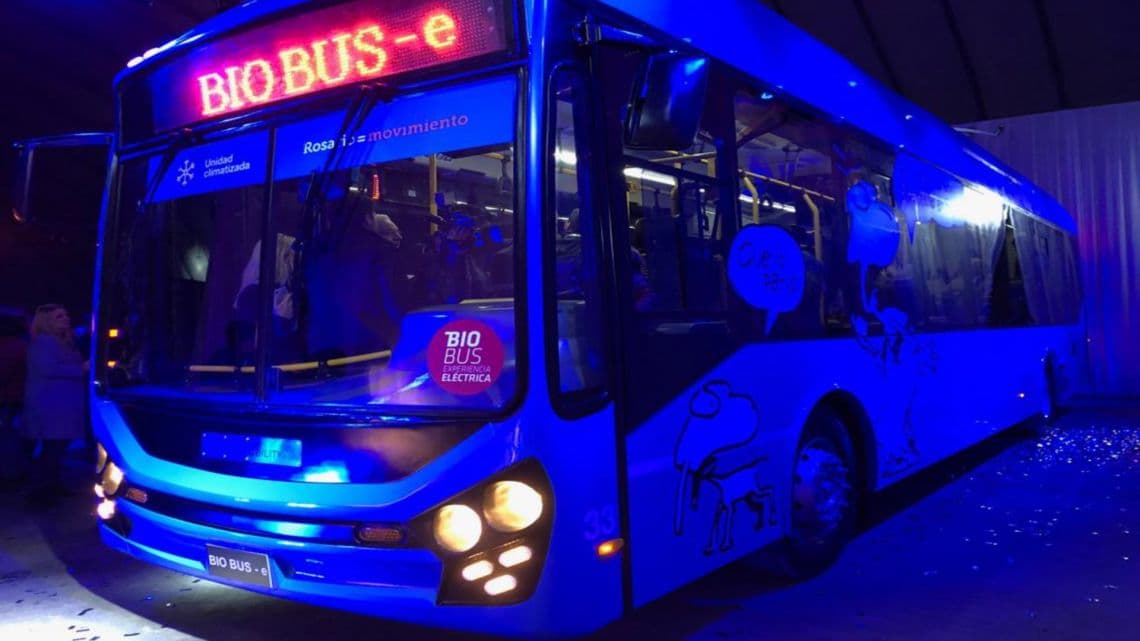 Se presentó un nuevo Trolebus fabricado completamente en Rosario