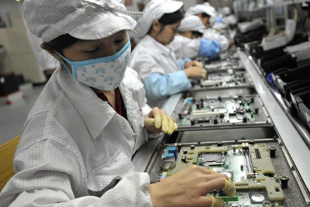 Las compañías tecnológicas planean mudar sus fábricas fuera de China