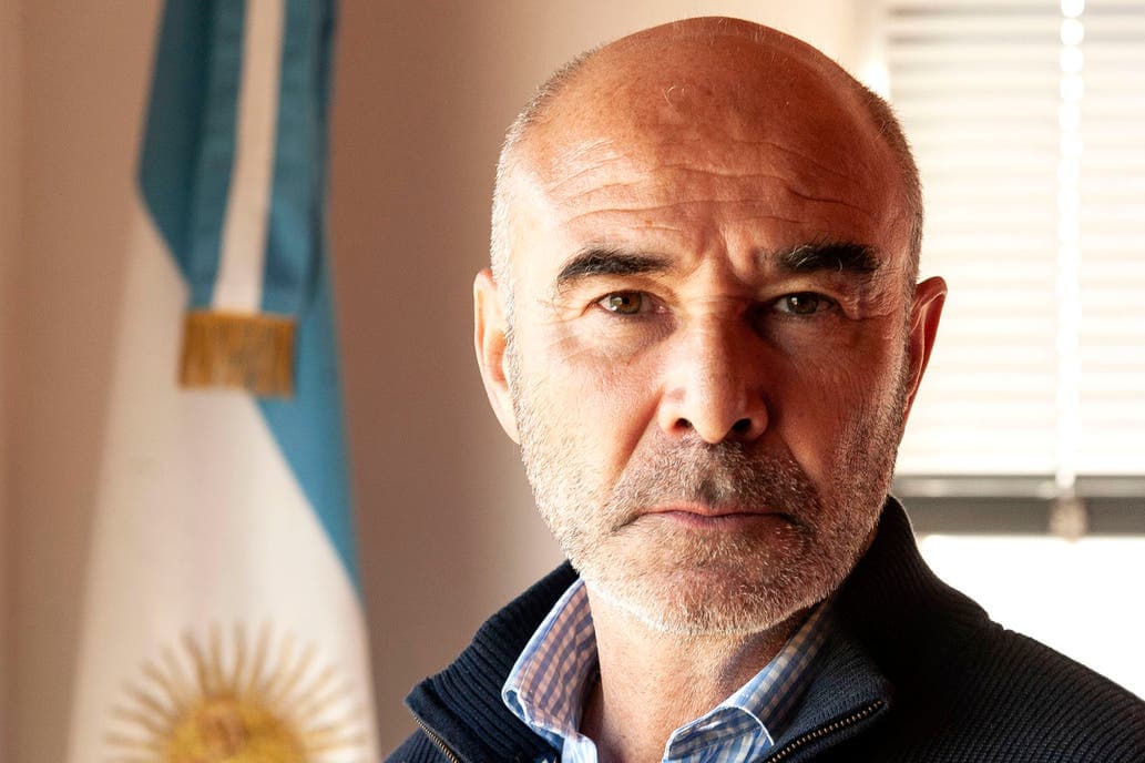 Gómez Centurión dijo que «vetará la Ley de Identidad de Género» si es electo presidente