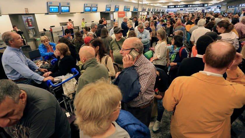 En medio del conflicto en Aerolíneas, Alberto F. le pidió a los pilotos que levanten el paro