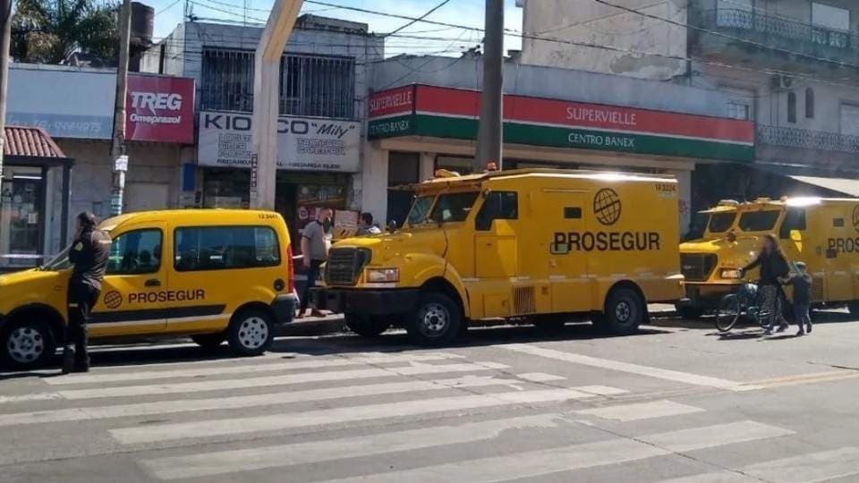 La caída de los sospechosos de robar más de 5 millones de pesos del blindado en Lomas del Mirador