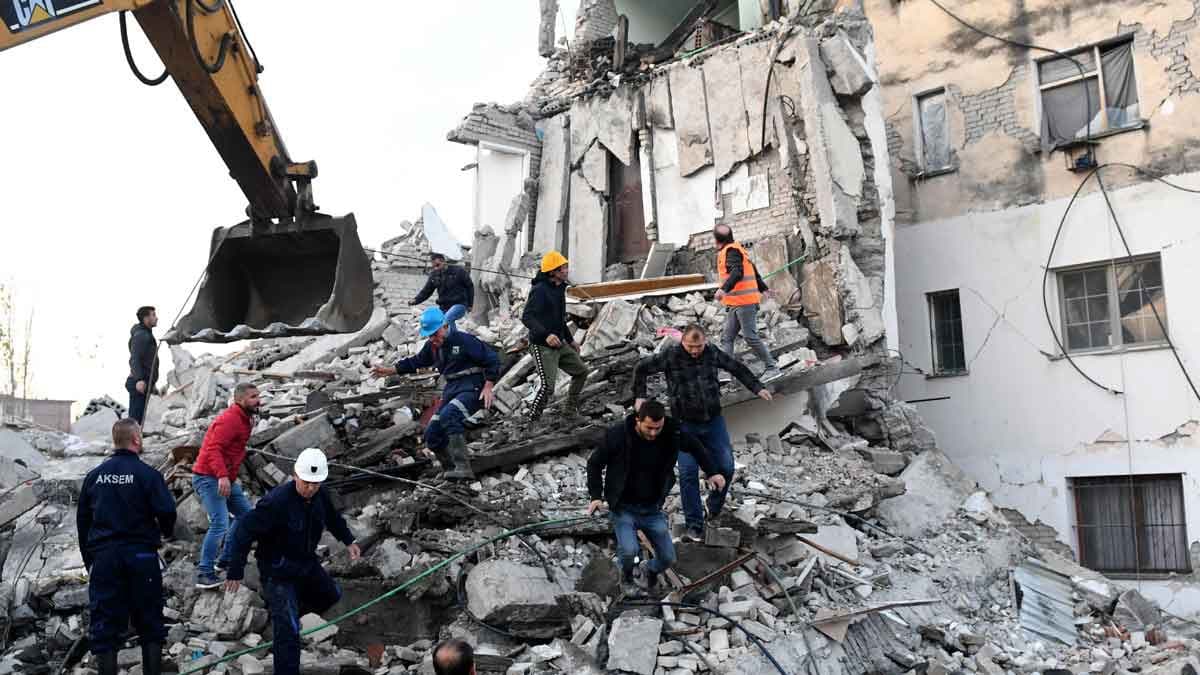 Un terremoto en Albania dejó un saldo de 9 muertos y 600 heridos