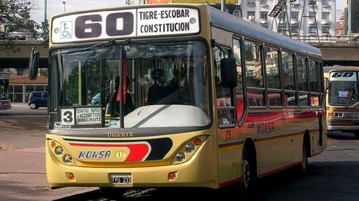 Los choferes de la línea 60 anunciaron un paro de 24 horas para este jueves