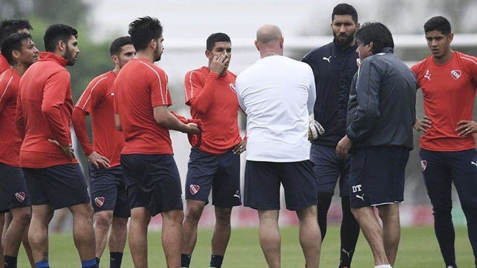 Independiente: el plantel amenaza con suspender entrenamientos por falta de pago