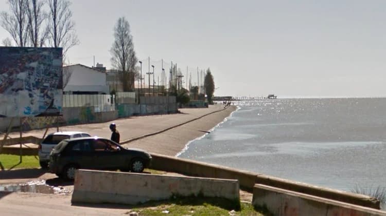 Tragedia en la Costanera: un hombre se arrojó al río para salvar a su hija de 8 años y murió ahogado