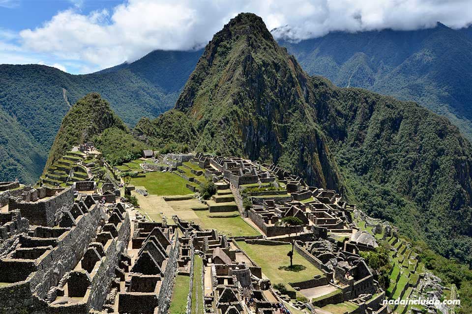 Detuvieron a dos turistas argentinos por dañar la zona del Machu Picchu