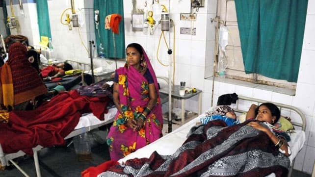 India: detienen al cirujano que esterilizó a las mujeres con material oxidado