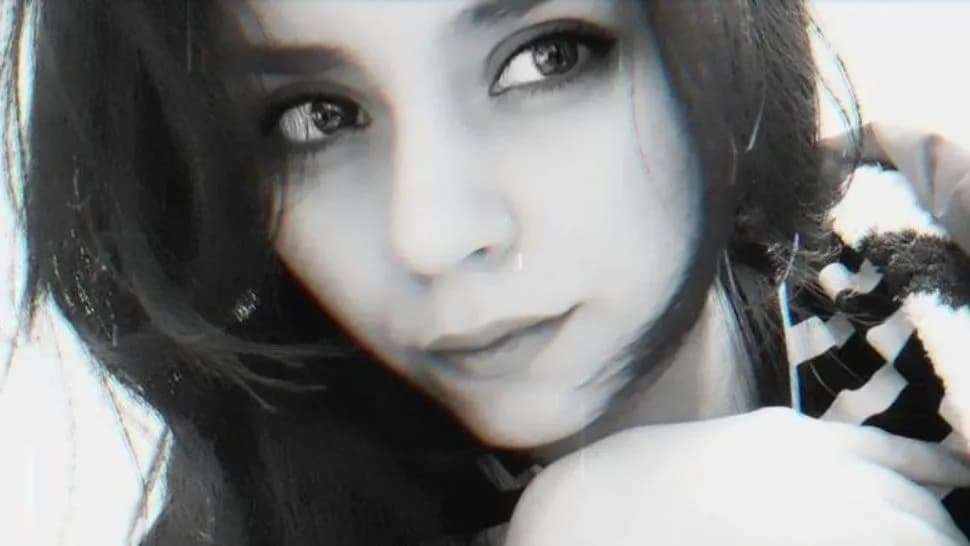 Estremecedor: así pedía ayuda en Facebook la joven violada que se suicidó