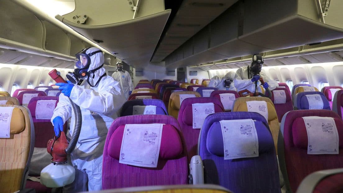 Las principales aerolíneas cancelan sus vuelos a China por el Coronavirus