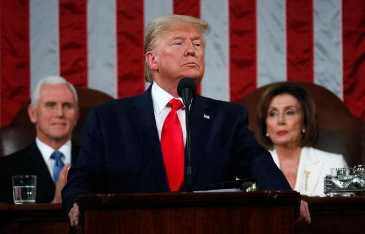 Juicio político a Donald Trump: el Senado absolvió al Presidente de los dos cargos
