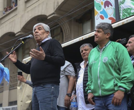 Camioneros cerró paritaria semestral por 26,5%