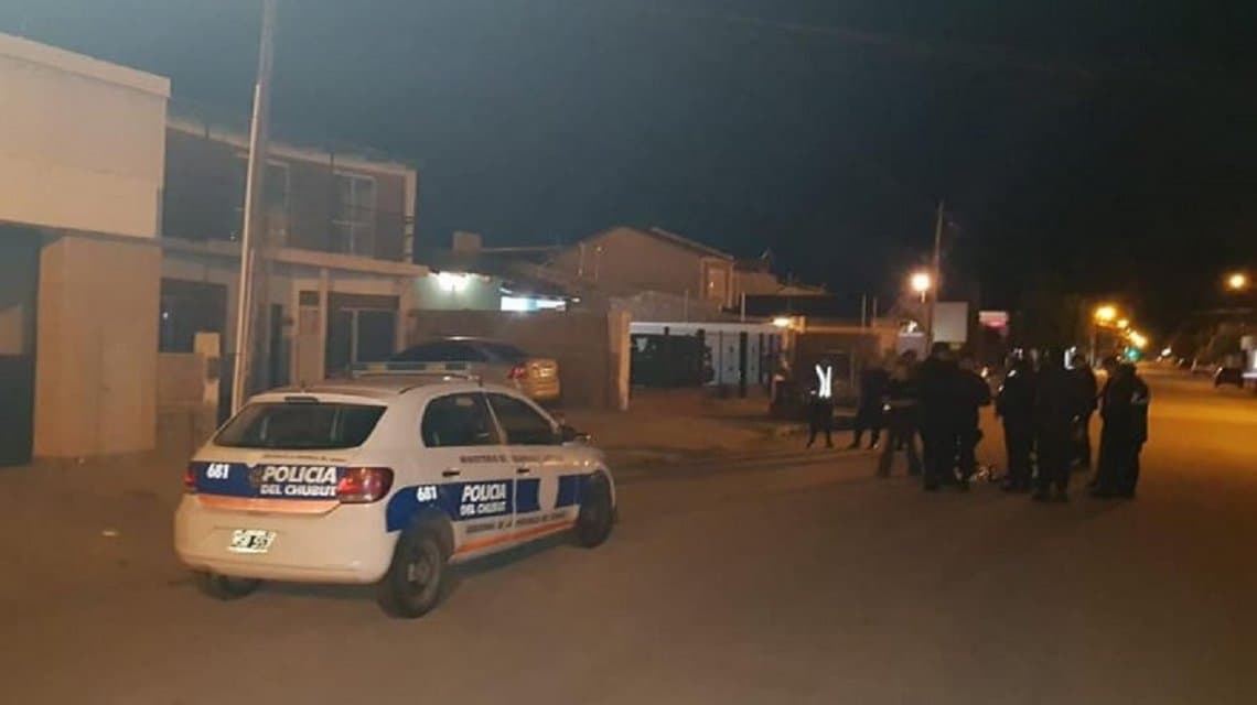Un hombre estranguló a su pareja y se entregó a la policía : «Se me fue la mano»