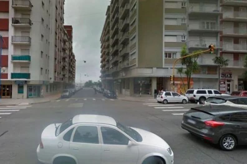 Mar del Plata: un adolescente de 15 años atropelló a una nena y su mamá