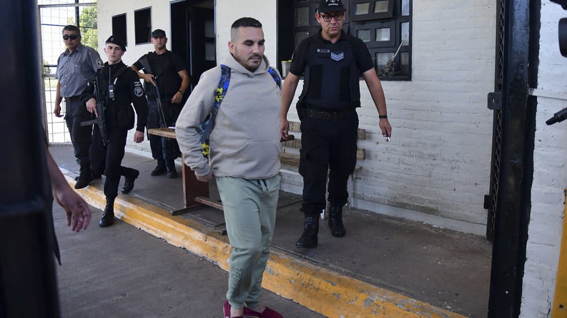 Fabián Tablado no puede acercarse al padre de Carolina Aló