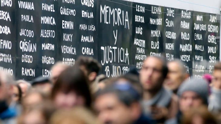 AMIA: familiares de las víctimas piden acceder a los documentos clasificados