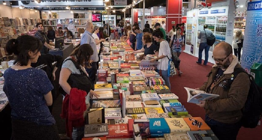 Suspenden la Feria del Libro por el brote de coronavirus
