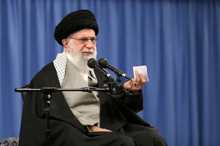 Irán ya liberó a 85 mil presos por el avance del coronavirus y el ayatollah indultará a 10.000 detenidos