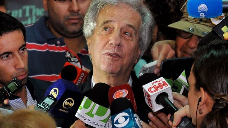 Tabaré Vázquez retomó la campaña para el balotaje y aseguró que la ley de medios es «impostergable»