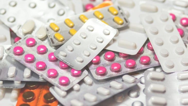 Obras sociales y prepagas deberán garantizar medicación y teleconsultas a pacientes crónicos