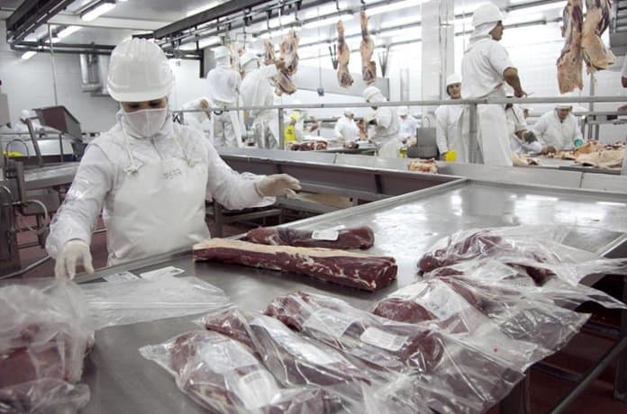 La producción de carne creció un 3,1% en marzo ante las necesidades por la pandemia