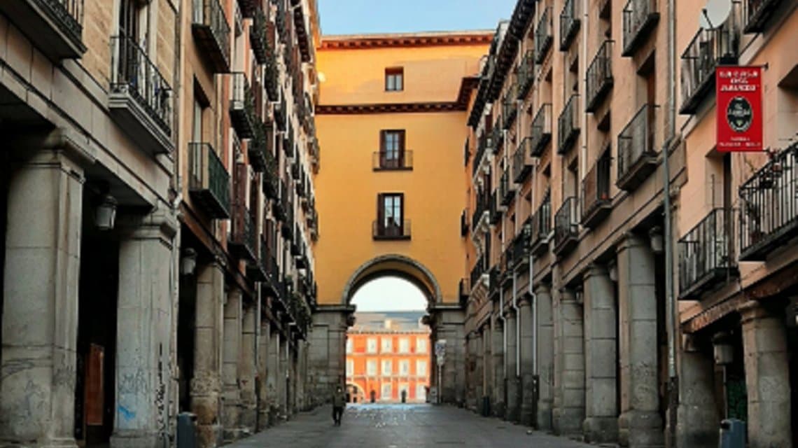 España: anuncian cuatro etapas para salir de la cuarentena