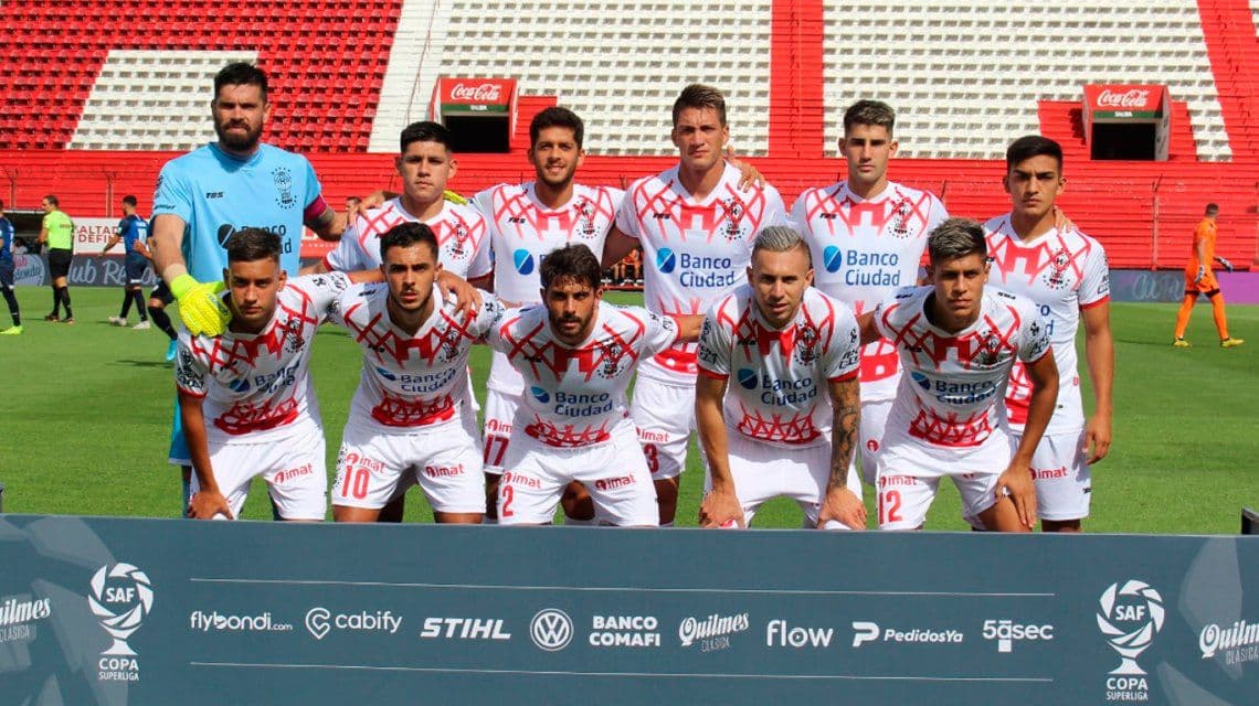 Escándalo en Huracán: el club acusa al plantel de romper acuerdo de pagos y amenaza con rescindir contratos