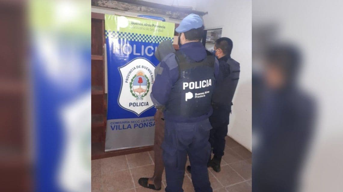 Atacó a su ex y la mantuvo cautiva en su casa de La Plata: la rescataron gracias a los vecinos