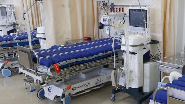 La Provincia advierte que en 30 o 40 días «se pueden terminar las camas de terapia intensiva»
