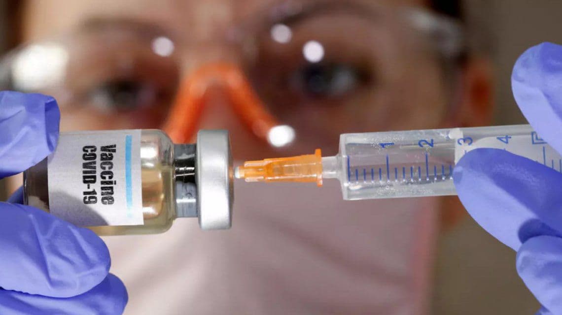 Reino Unido prueba una vacuna contra el coronavirus en humanos